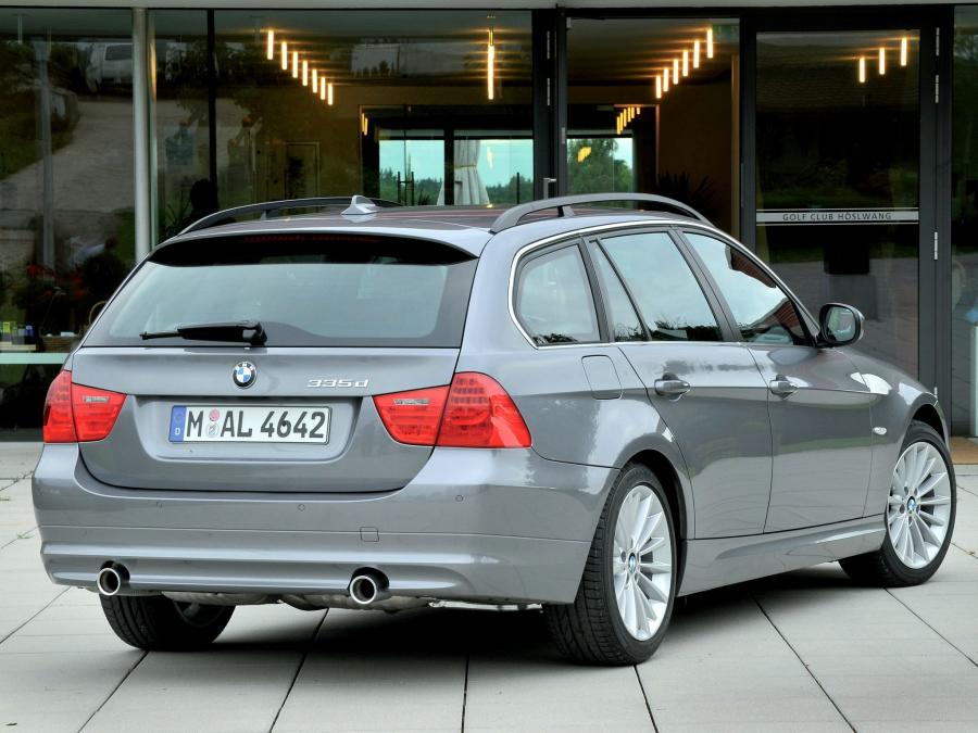  BMW 335d Touring 2008 года  (фото 6 из 16)